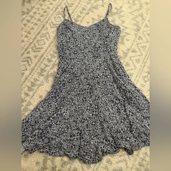 Old Navy Spaghetti Strap Navy and White Floral Sun Dress Size Large - Picture 6 of 6